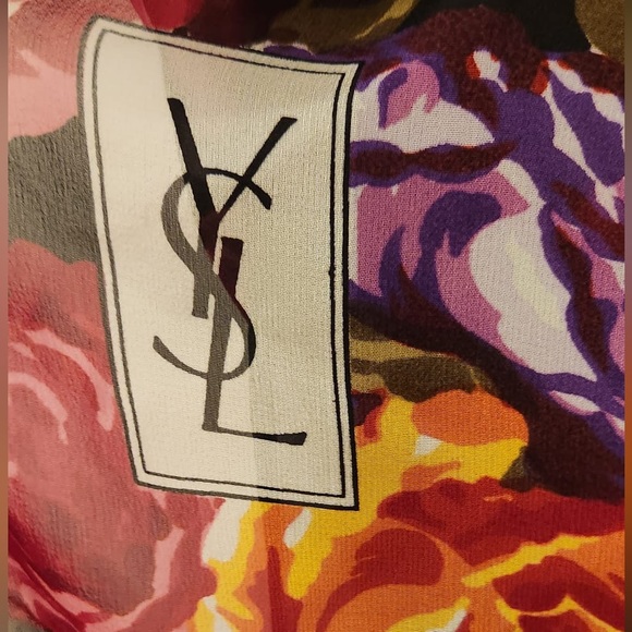 Vintages Yves Saint Laurent silk scarf - Picture 3 of 7